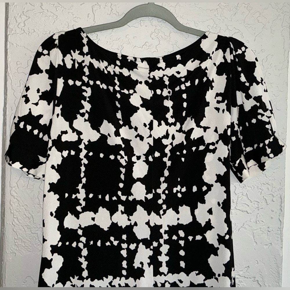 Dressbarn Monochrome Patterned Dress - Picture 8 of 8